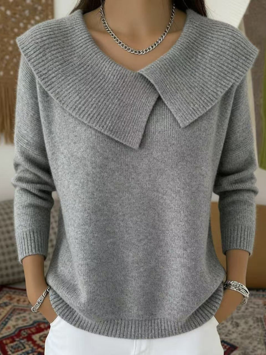 Łada | Ciepły Sweter z Miękkim Kołnierzem
