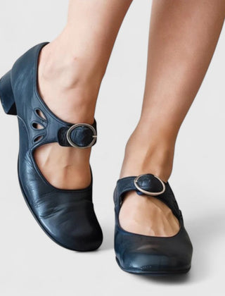 Celina – ażurowe buty Mary Jane, granatowe