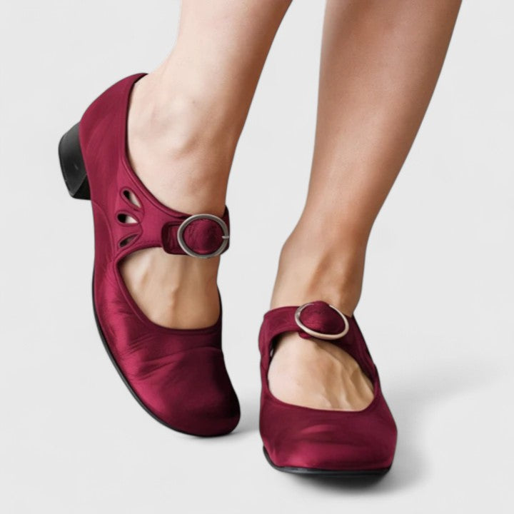 Celina – ażurowe buty Mary Jane, bordowe