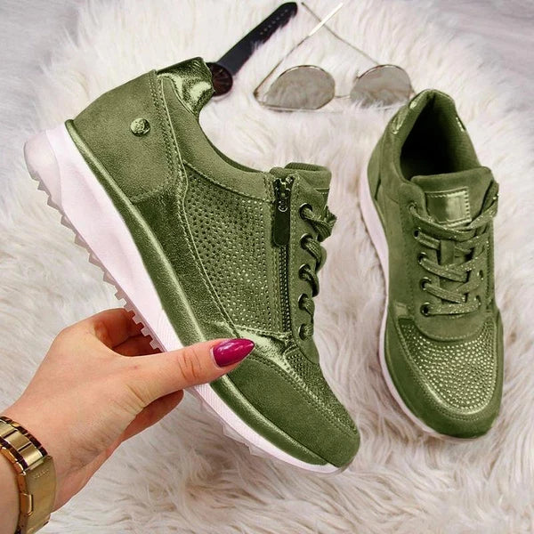 Czesława – zielone sneakersy z bliska